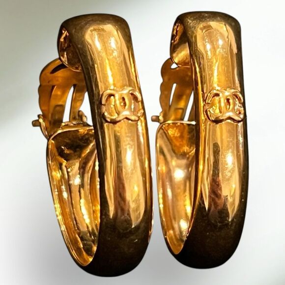 Chanel Vintage Gold Plated Hoop Earrings - Picture 4 of 7